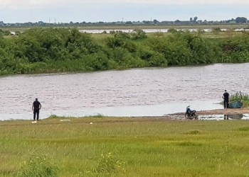 Buscan a un policía que desapareció en el río Coronda tras un accidente náutico