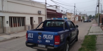 Detuvieron a un hombre con armas y cartuchos tras un allanamiento en Gálvez