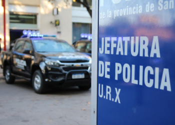 Golpearon la puerta de su casa, una menor atendió y la balearon