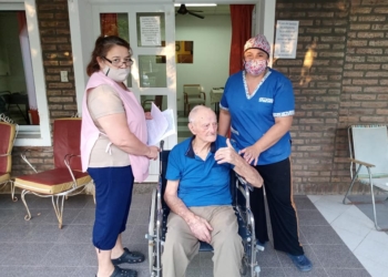 Centeno recibió 300 dosis para vacunar a mayores de 70 años