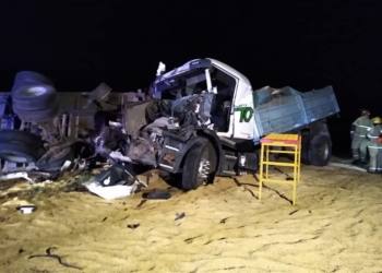 Accidente múltiple en autopista: un hombre fue rescatado en grave estado