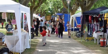 Feria de artesanos y shows en vivo en Maciel