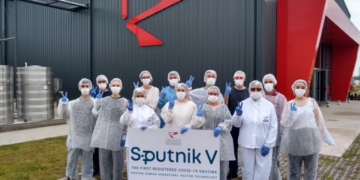 Histórico: Argentina comenzó a producir la vacuna Sputnik V