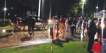 20 horas sin luz: vecinos de Timbúes cortaron la Ruta 11