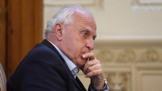 Miguel Lifschitz fue derivado a terapia intensiva por su cuadro de Covid