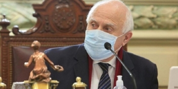 Desmejoró la salud de Lifschitz: sigue en terapia y con respirador
