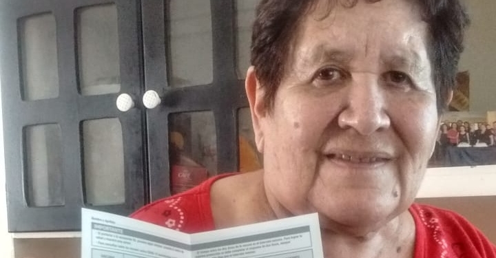 Tiene 70 años y viajó de Rosario a San Genaro en camión para vacunarse