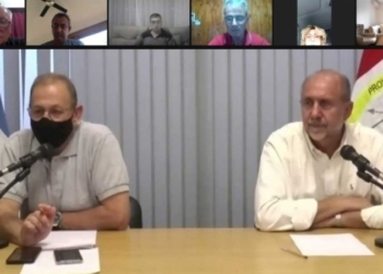 Perotti repasó la situación sanitaria con intendentes y presidentes comunales