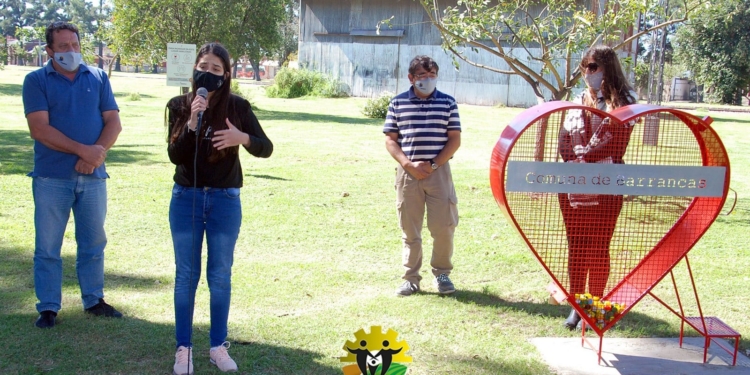 Inauguraron en Barrancas los «corazones solidarios»
