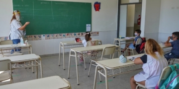 Suspendieron las clases en Rosario y La Capital