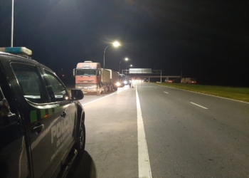 Colocaban piedras en autopista y quedaron en prisión preventiva por tentativa de homicidio