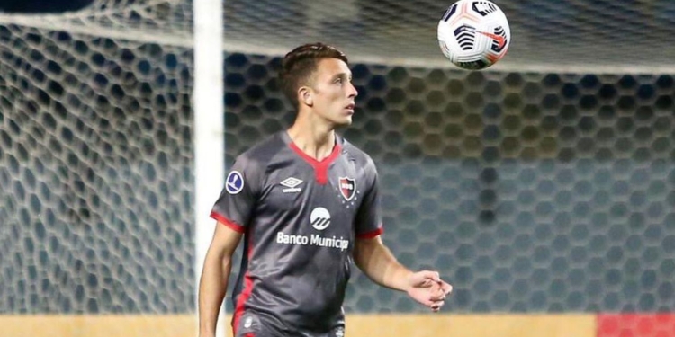 Noche soñada: Milton Leyendeker debutó en la primera de Newell´s con triunfo