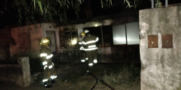 Grave incendio en una vivienda de Barrancas con pérdidas materiales