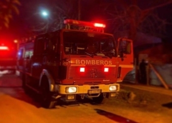 Principio de incendio en una vivienda de Totoras: dos personas atendidas
