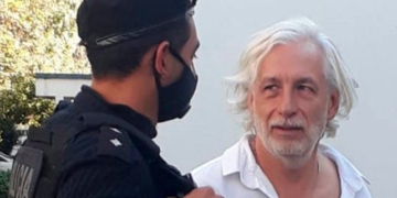 La policía desarticuló la marcha anticuarentena y detuvo a su líder