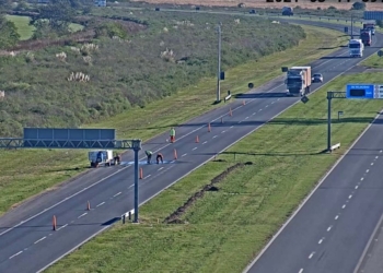 Autopista: colocan «controles de velocidad» a la altura de Oliveros y Monje