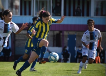Ingreso, cabeza y gol: Lara López volvió a convertir para Rosario Central