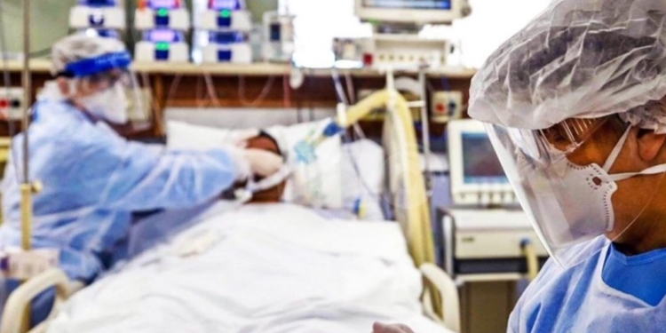Covid: vecinos de Coronda y Gálvez murieron esperando por una cama crítica