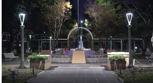 Totoras presentó la iluminación y refuncionalización de su plaza 25 de Mayo