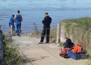 Buscan a un hombre en las aguas del río Coronda