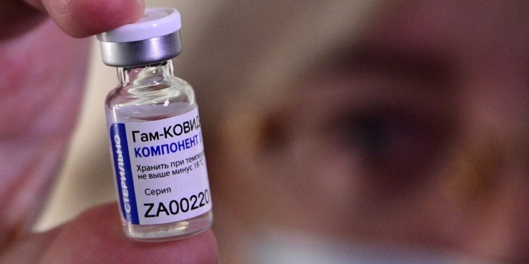 Rusia aprobó las vacunas Sputnik V fabricadas en la Argentina