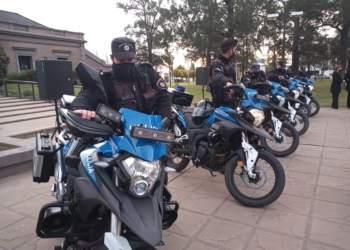 Entregaron nuevas motos policiales que recorrerán las calles de Centeno, Gálvez y Coronda