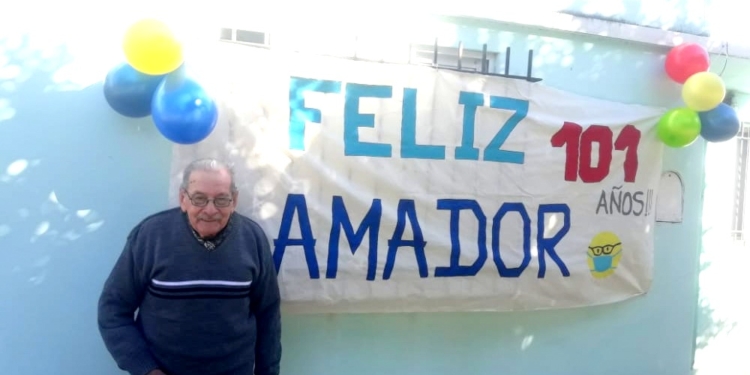 Amador de Monje cumple 101 años: «No hay palabras para tanto amor»