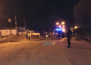 Gaboto: un joven cayó de su moto en un calle que se encuentra en obras