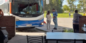 Totoras: murió una mujer mientras viajaba en colectivo por Ruta 34