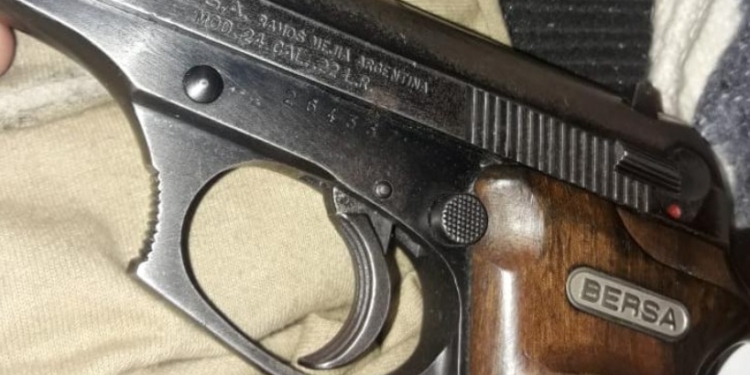 Detuvieron a un hombre que viajaba armado por Ruta 34