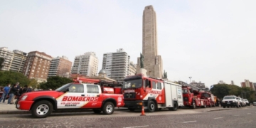 Bomberos Voluntarios fueron incluídos como prioritarios para recibir la vacuna anti Covid