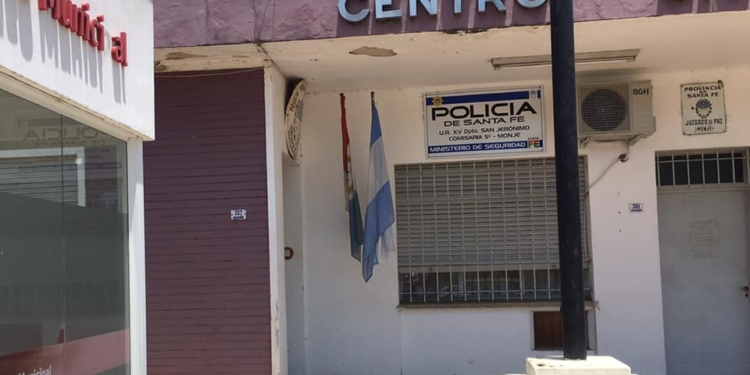 Una mujer de Barrancas le robó a una vecina de Monje y fue detenida