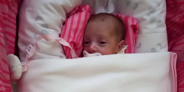 Emocionante: Olivia recibió el alta y ya está en su casa en Salto Grande