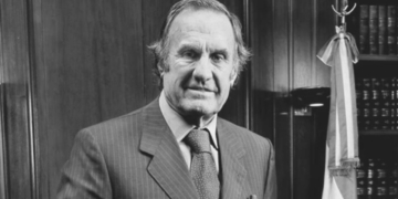 Murió el ex gobernador Carlos Reutemann