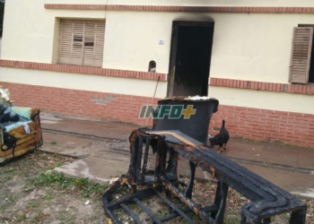 Un incendio se desató en una vivienda en Irigoyen: vecinos y autoridades ayudaron a la familia