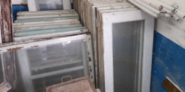 Maciel: la Escuela Secundaria vende ventanas usadas y proyecta nuevas obras