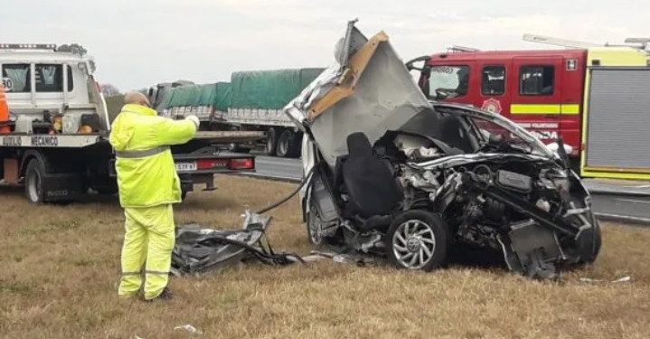 Identificaron a las víctimas del trágico accidente en autopista