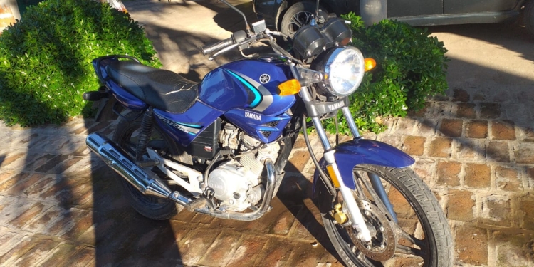 Andino: les abrieron el portón y les robaron la moto