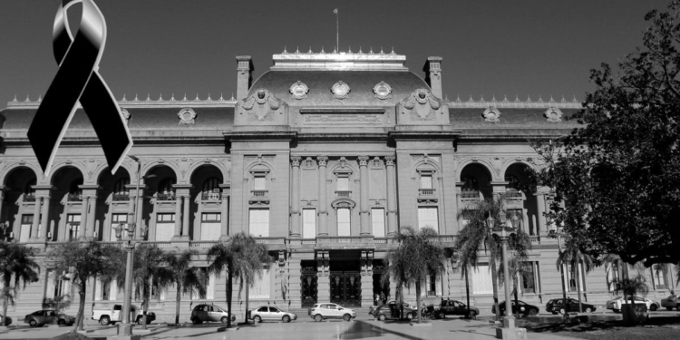 La provincia decretó dos días de duelo por la muerte de Carlos Reutemann