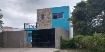 Increíble: un preso de Piñero construyó una casa en Serodino y mandó a balear al albañil