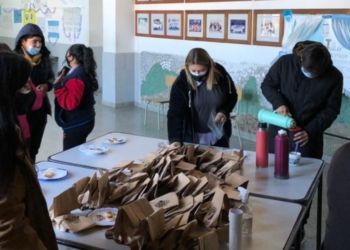 Cientos de alumnos de Timbúes recibieron un nuevo pago por becas