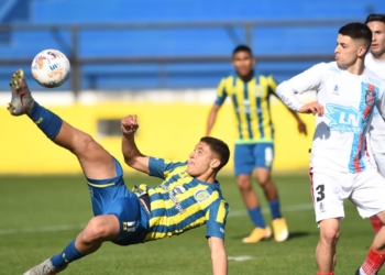 Alejo Véliz se lució con un gol de chilena en el triunfo de la reserva de Central