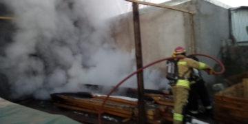 Se incendió una maderera en San Genaro