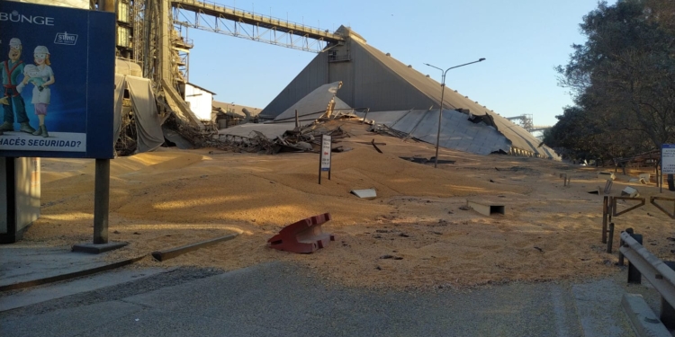 Derrumbe de un silo en Bunge: al menos dos trabajadores atrapados