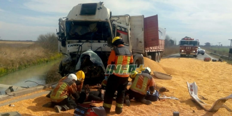 Serodino: choque entre camiones y corte total sobre el puente de Ruta 91