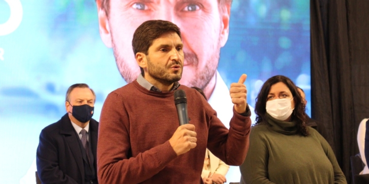 Pullaro tras la foto del escándalo: «A Fernández le faltó coraje para admitir el error»