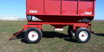 Delincuentes se robaron dos acoplados en un campo de la región