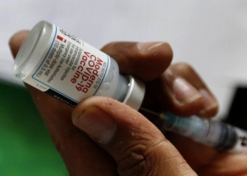 Comenzó la vacunación a menores en la provincia y se espera por dosis en la región