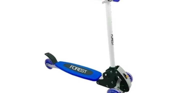 Tomi tiene 7 años, es de Maciel y le robaron su monopatín: «Tiene mucho valor afectivo»