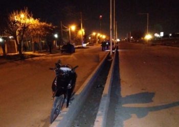 Madrugada trágica: dos personas murieron tras un accidente en Beltrán